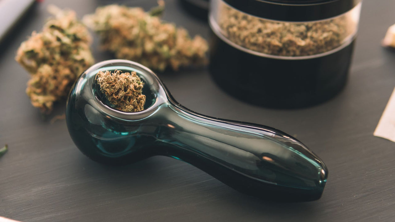 Weed Pipes: 10 Best Smoking Pipes for Weed in 2022 | 420 Science